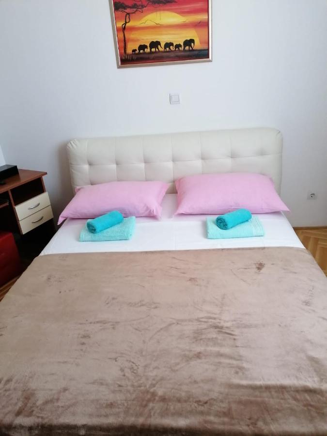 Apartment Marija Трогир Екстериор снимка